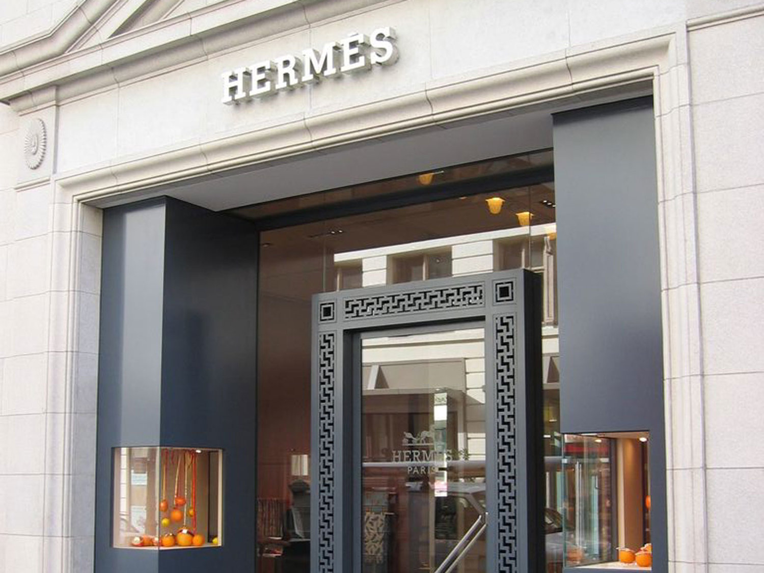 hermes entrance